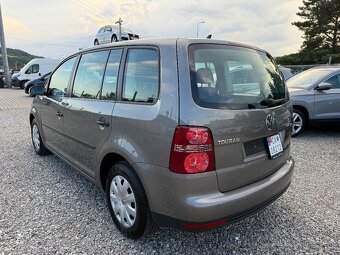 Volkswagen Touran 1.9TDI Conceptline - 6