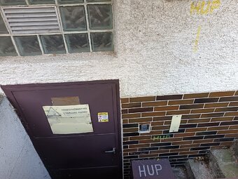 Na predaj výrobno-prevádzkový areál v Plaveckom Petre - 6