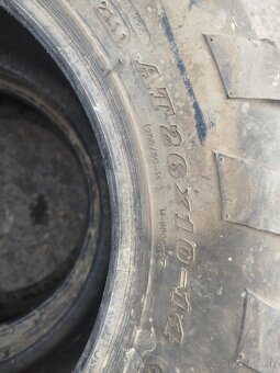 Predam pneu na stvorkolku 26/10/14 a 26/8/14 - 6
