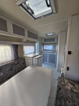 Obytny prives Avento 445E - strieska s bokami, kurenie - 6