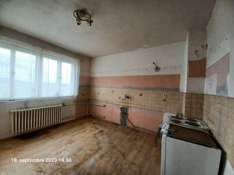 41631-Trojpodlažný rodinný dom v Banskej Štiavnici - 6