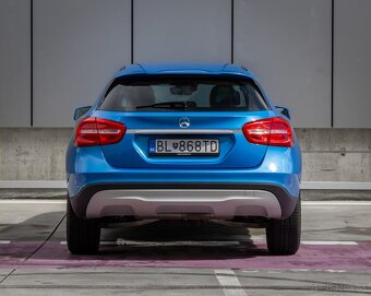 Mercedes-Benz GLA 200 d 4MATIC A/T - 6