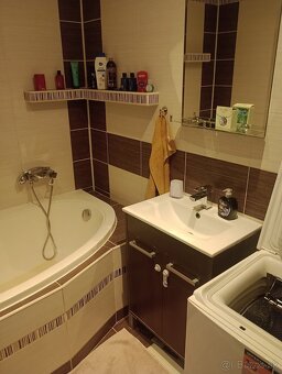 3 izb., Meteorová ul., 65 m2, 8. posch.  - prenájom - 6