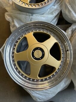 OZ FUTURA R18 5x130 - 6
