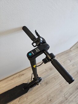 Elektro kolobežka Kickscooter - 350W motor,120kg nosnosť - 6