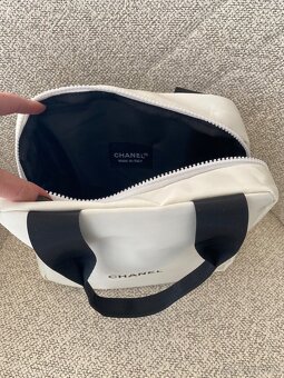 Chanel veľká kozmetická taška - 6