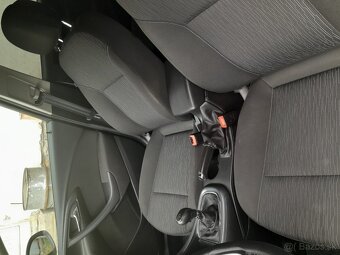 Opel ASTRA SPORTS TOURER - 6