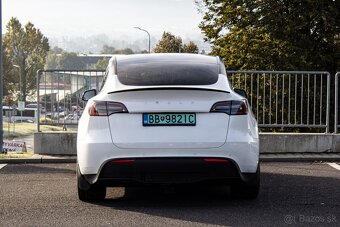 Tesla Model Y Performance - 6