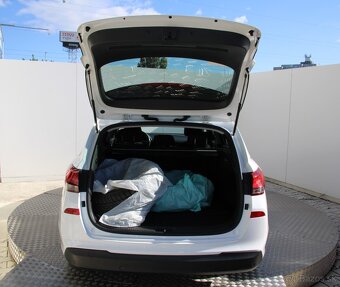 Hyundai i30 CW 1,6 CRDi 81kW (2018) - 6