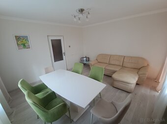 Na predaj ponúkam poschodový dom - 6