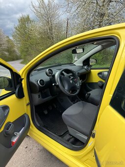 Peugeot 107 1.0 Benzín - 6