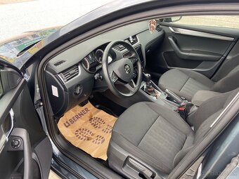 Škoda Octavia Combi 1.6 TDI 116k Style DSG - 6