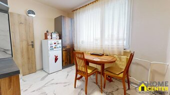 NA PREDAJ zrekonštruovaný, 3 izbový byt /83m2/ s dvomi balkó - 6