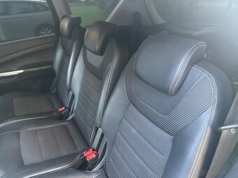 Ford S Max 7 miestny rok výroby 10/2011 - 6
