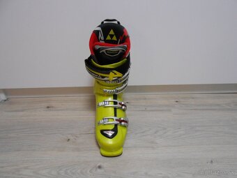 Predam v peknom stave panske lyziarky FISCHER RC4 - 6