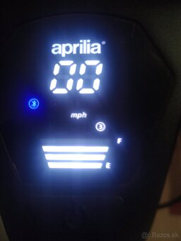 Elektrická Kolobežka Aprilia eSR2 EVO - 6