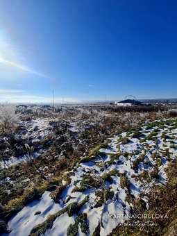 Na predaj je rovinatý stavebný pozemok – Sliač, lokalita Sln - 6