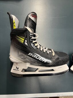 Korčule Bauer Hyperlite 2 - 6