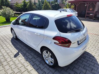 Peugeot 208- 1.2 benzín 60kw.. - 6