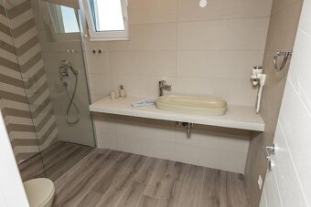 Luxusná krásne zariadená vila s bazénom / Chorvátsko - 6