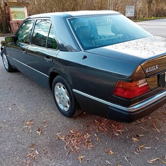 Mercedes-Benz w124 200E - 6