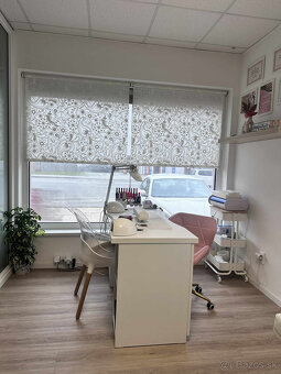 Na prenájom kompletne zariadený a funkčný salón manikúry a p - 6