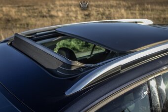 Volkswagen Golf Variant 2.0 TDI Highline Webasto DSG - 6