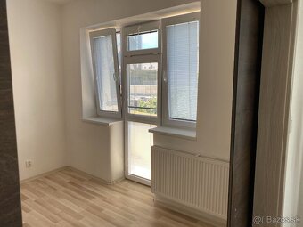 Predaj priestranný 3-izbový byt - 6