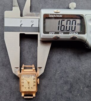 Staré náramkové hodiny - 6