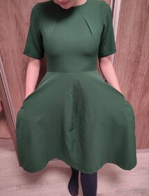 Zelené šaty - 6