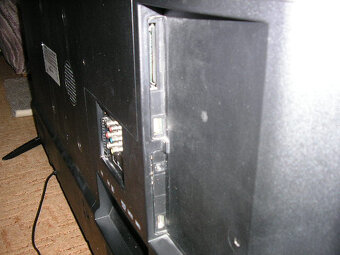 Predam LED televizor - 6