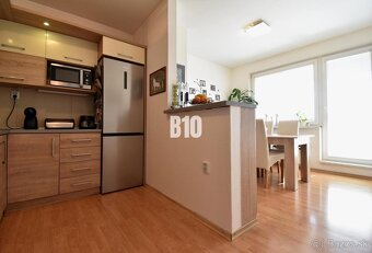 REZERVOVANÉ Zrekonštruovaný 3 izbový byt, 2x loggia - Vlčinc - 6
