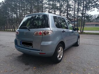 Mazda 2 - 1.25 (2007) - 6