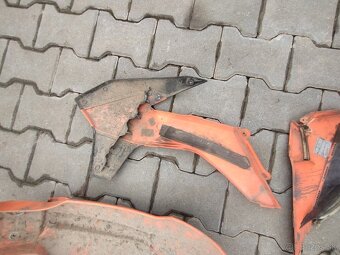 Ktm plasty Redbull - 6