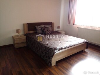 ZNÍŽENÁ CENA Veľký rodinný dom s pozemkom 930 m2 Kuklov - 6