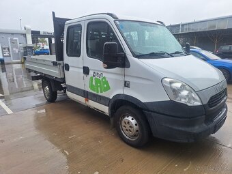 IVECO DAILY 2,3 DIESEL VALNÍK 7 MIESTNY 2014 ROK - 6