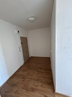 PRENÁJOM 1-izbový byt vo Svite - 6