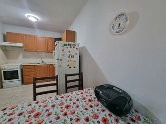 4 IZBOVÝ BYT s LOGGIOU 78 m2 A.HLINKU PIEŠŤANY- ZNAL.POSUDOK - 6