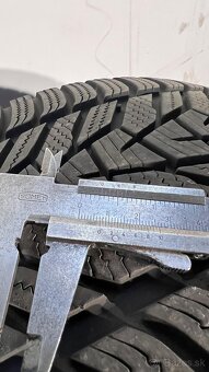 255/35r19 Hankook winter icept Evo 3 - 6