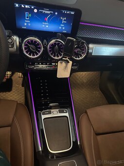 Mercedes GLB - 6