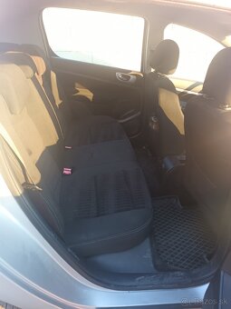 Peugeot 307 1.4 benzin 65kw - 6