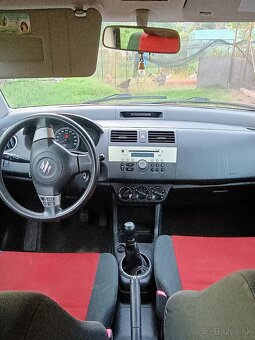 Suzuki Swift 1,3i - 6