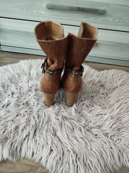 Čižmičky veľkosť 40 - 6