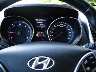 Hyundai i30 1.6 CRDi VGT Style - 6