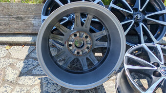 5x114,3 R16 --- TOYOTA AVENSIS - 6