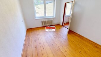 (1.985 m²) DOM V KLUKNAVE S VEĽKÝM POZEMKOM - 6