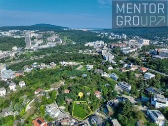 Ponúkame na predaj investičný stavebný pozemok v Starom mest - 6