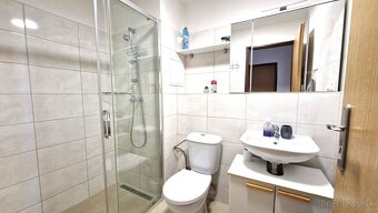 PREDAJ, 2 - izbový byt + kuchynský kút, kompletná rekonštruk - 6