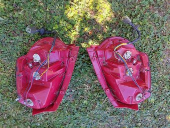 Chevrolet Aveo hatchback zadné svetlá - 6