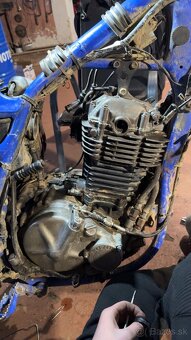 Suzuki Dr 600 - 6